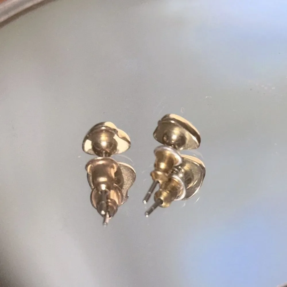 Gold Tone Heart Shaped‎ Stud Earrings